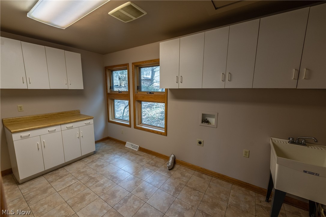 8103 Magnet Road Northeast Minerva, OH 44657 - Photo 17 of 25 Gallery Image 17