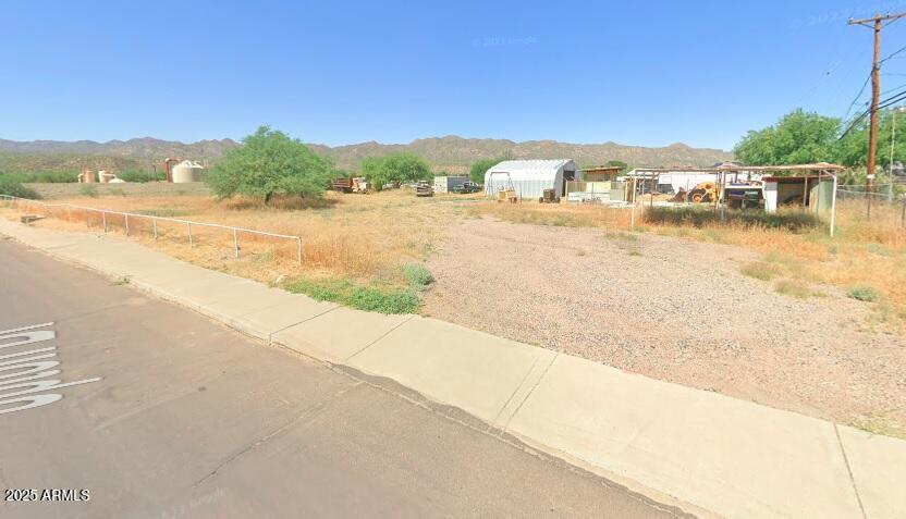 801 Upton Drive, Unit 13 Kearny, AZ 85137 - Photo 2 of 3 a view of lake view and mountain view