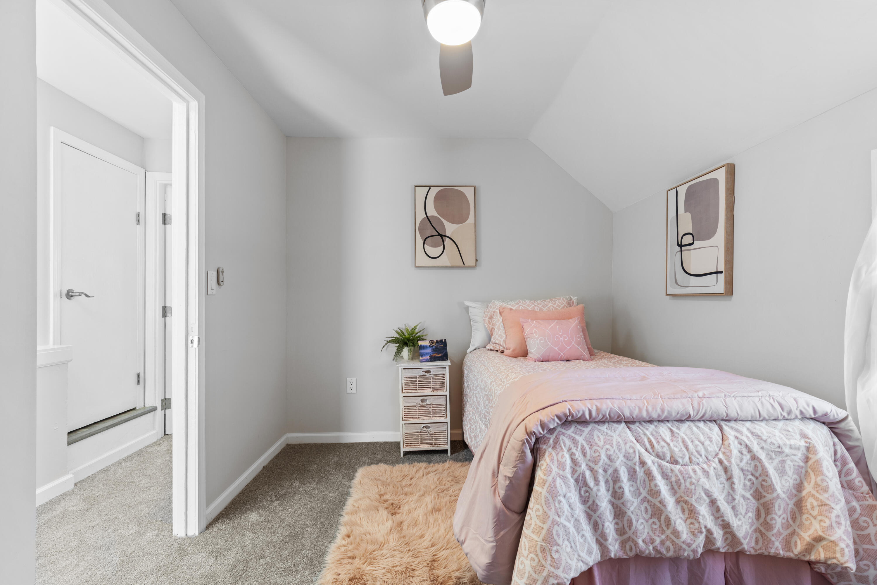 6352 North 104th Street Milwaukee, WI 53225 - Photo 19 of 27 Bedroom 4