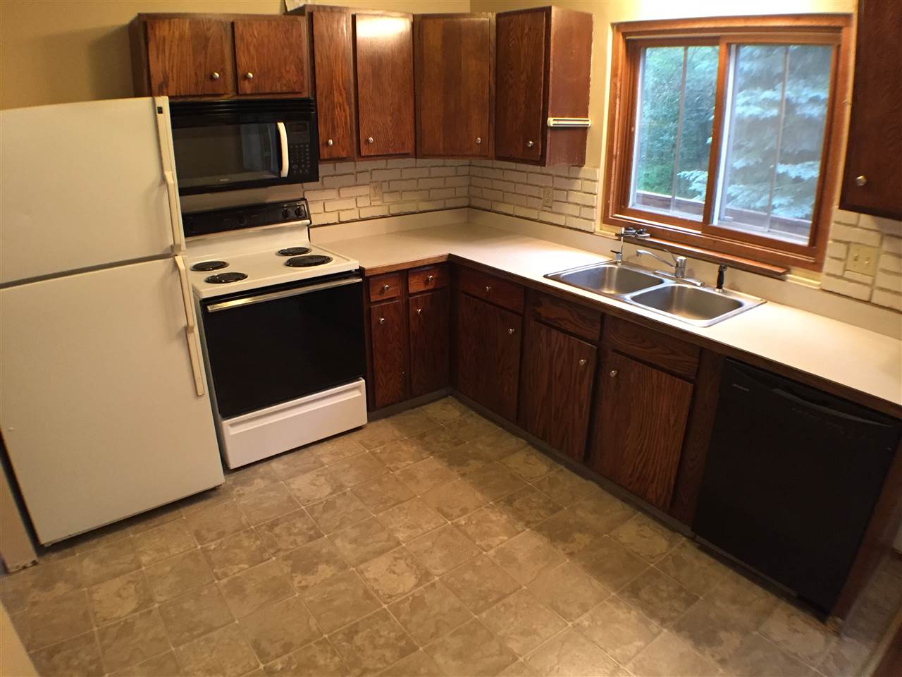 22830 North Crescent Road Colbert, WA 99005 - Photo 8 of 20