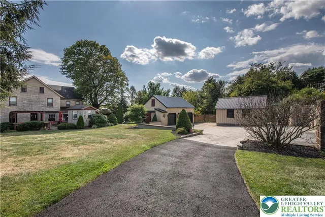 $610,000 | 6103 Highway 309, Germansville, PA 18053