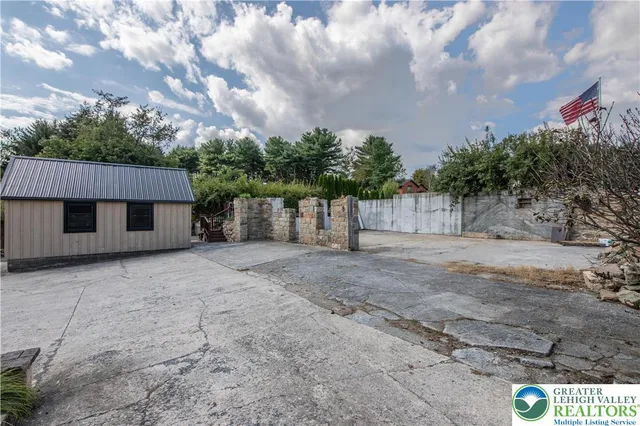 $610,000 | 6103 Highway 309, Germansville, PA 18053