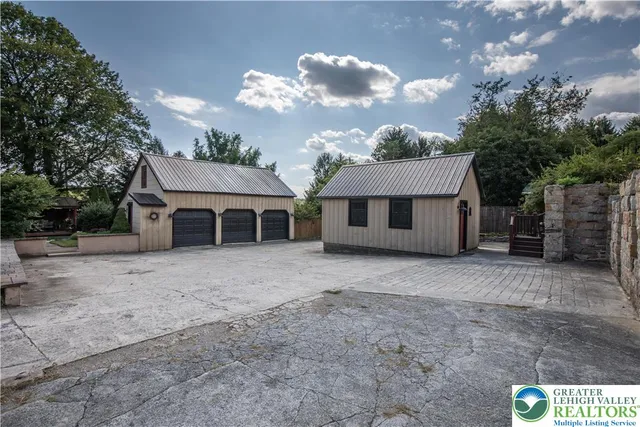 $610,000 | 6103 Highway 309, Germansville, PA 18053