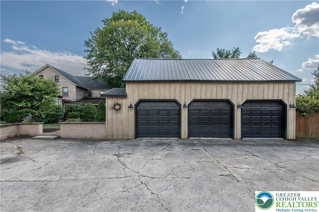 $610,000 | 6103 Highway 309, Germansville, PA 18053