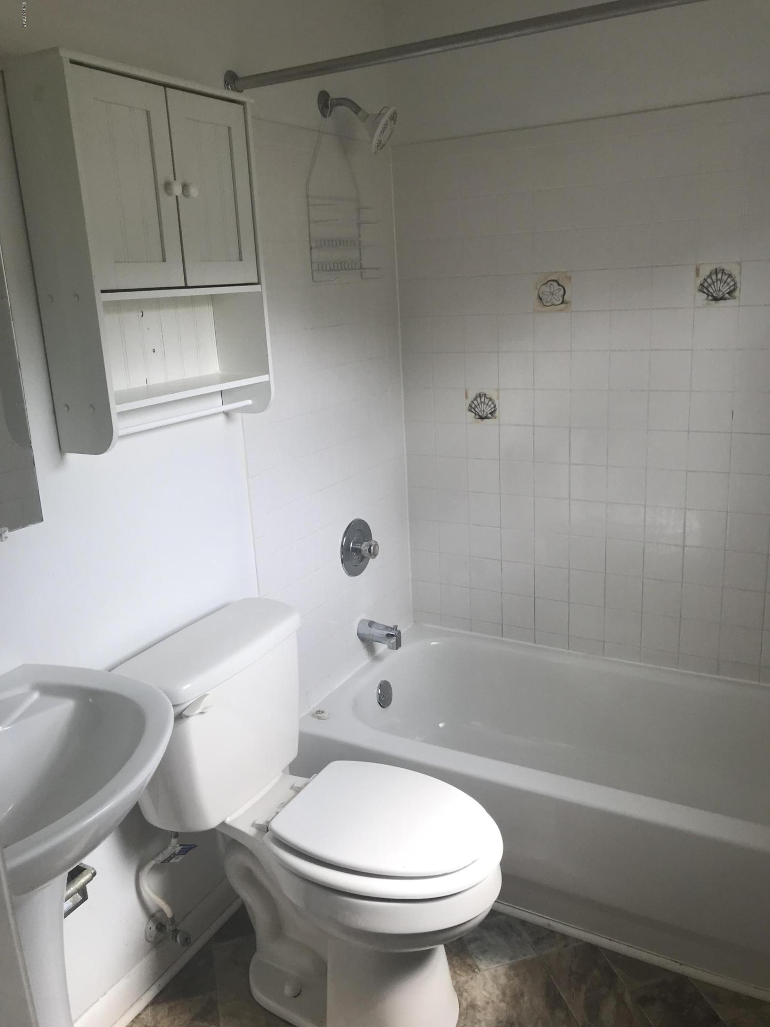 2122 Buckhead Avenue Grand Ridge, FL 32442 - Photo 8 of 11 Gallery Image 8