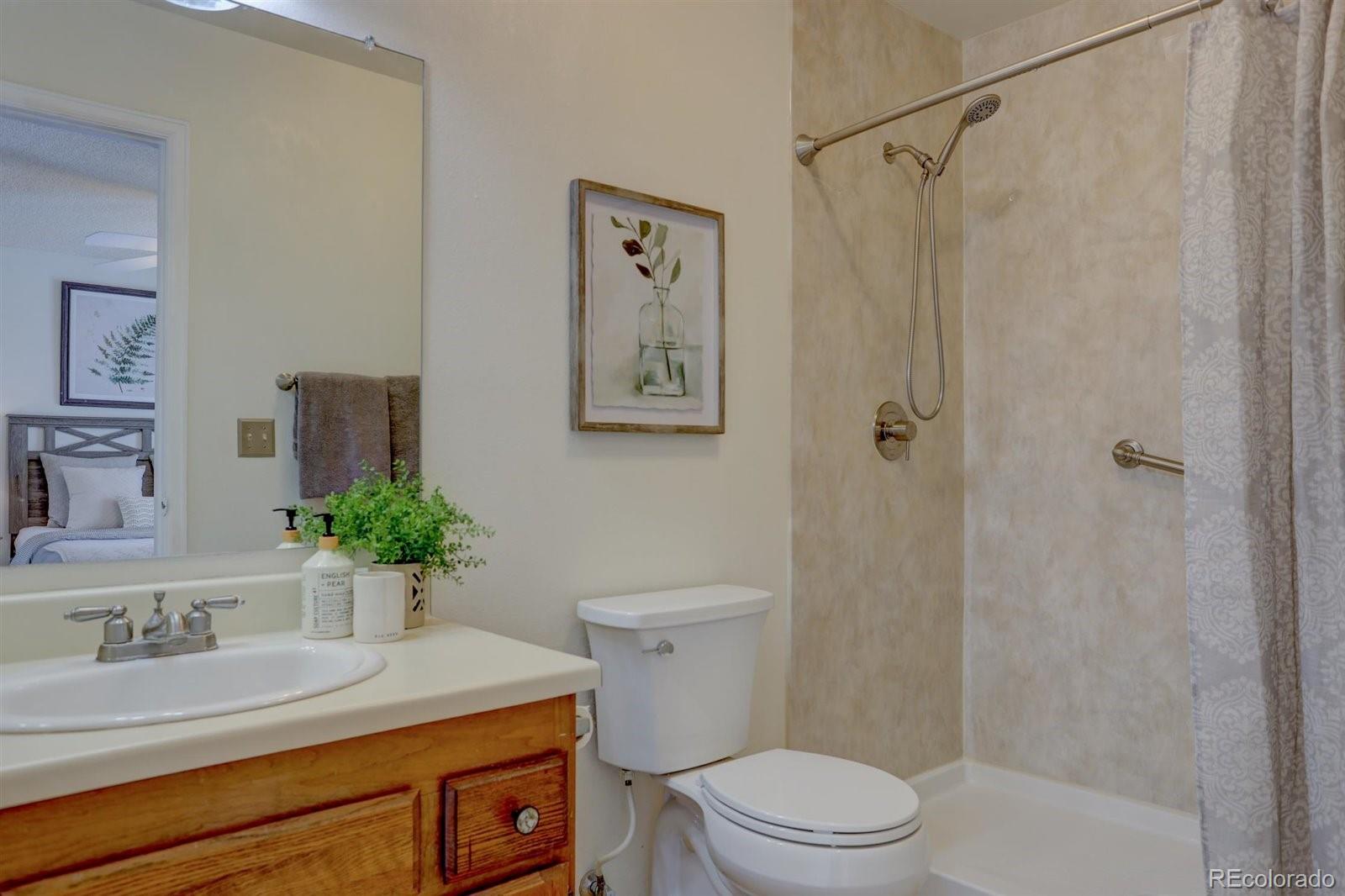 643 Ridgeglen Way Highlands Ranch, CO 80126 - Photo 15 of 40 Gallery Image 15