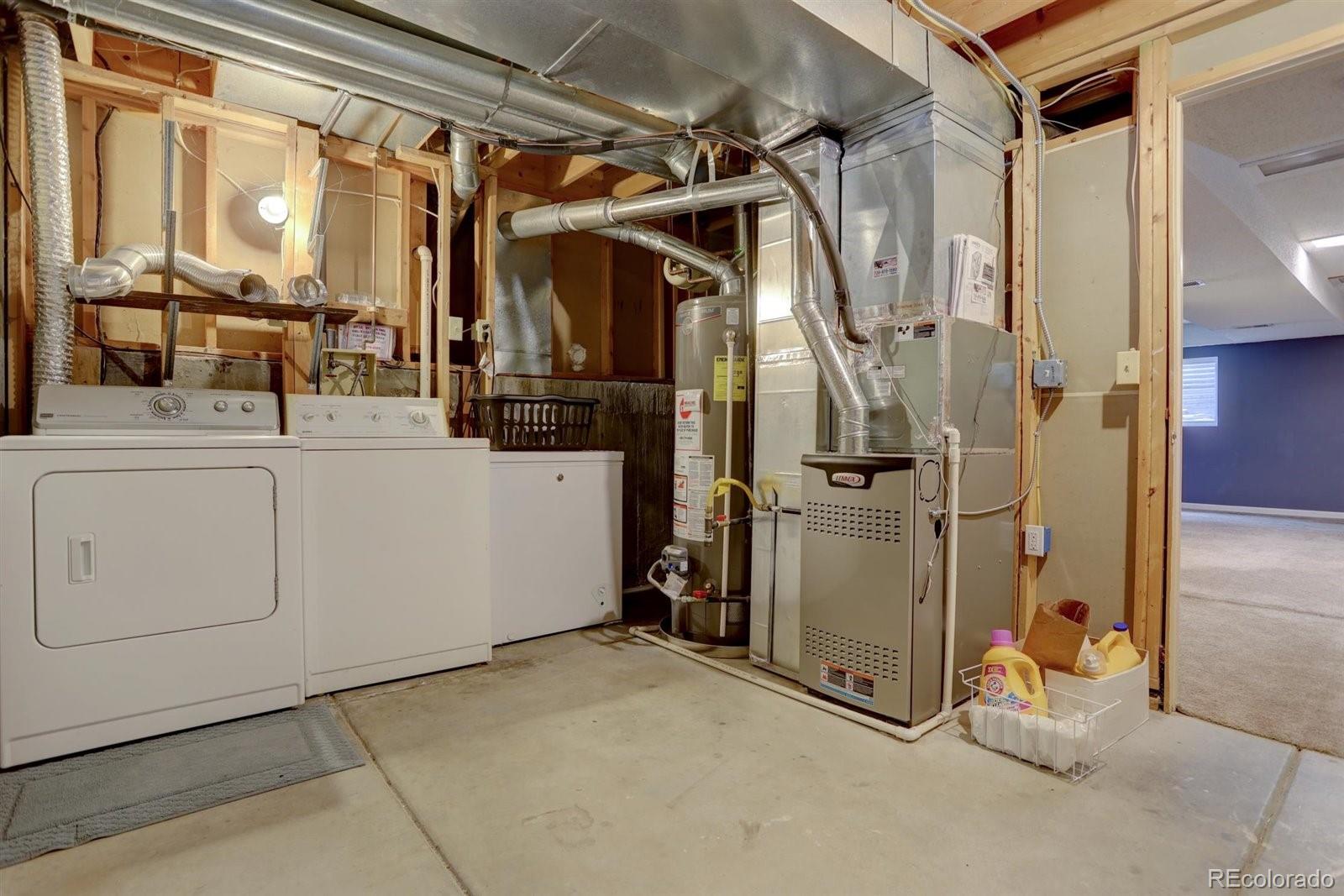 643 Ridgeglen Way Highlands Ranch, CO 80126 - Photo 24 of 40 Gallery Image 24