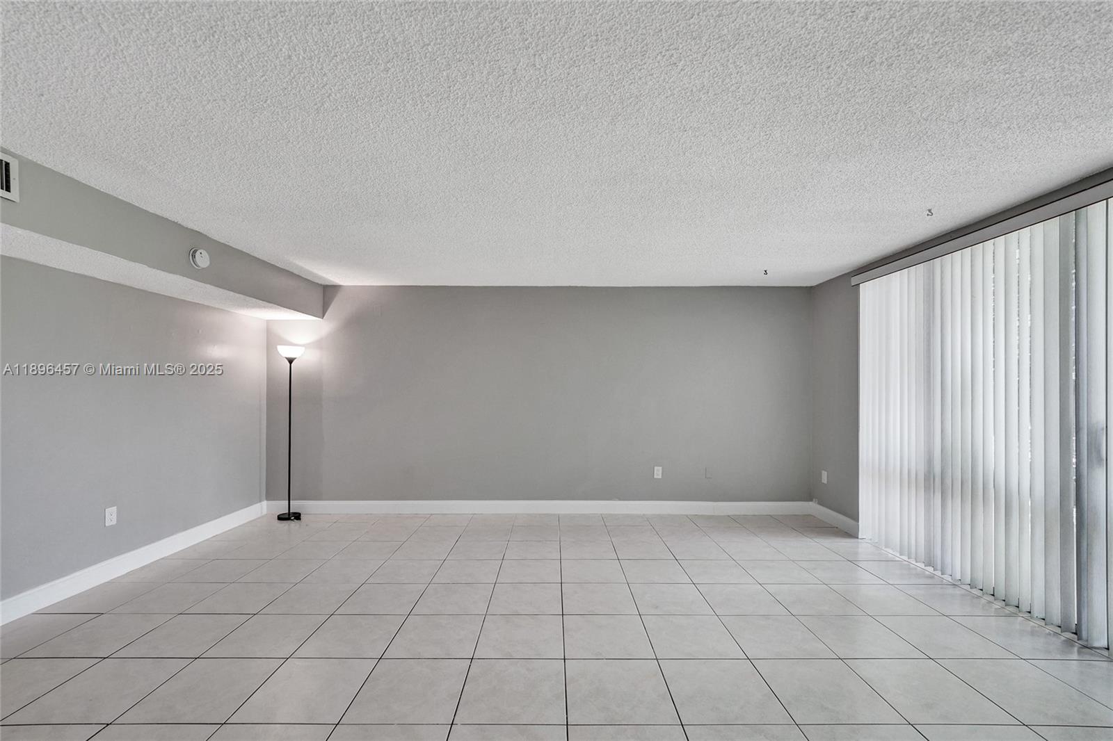 8401 West Sample Road, Unit 20 Coral Springs, FL 33065 - Photo 26 of 61 a view of an empty room