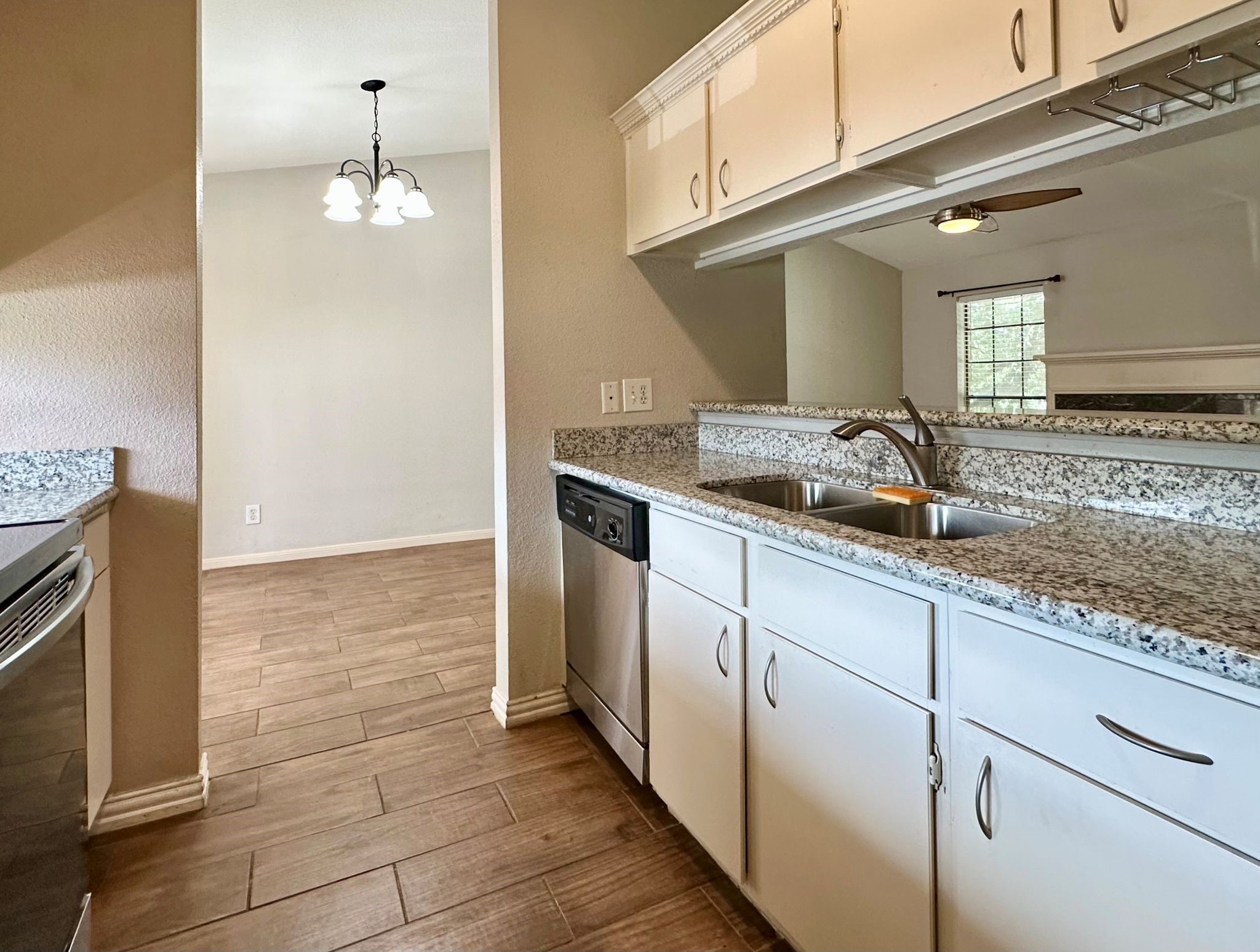 2211 South Kirkwood Road, Unit 35 Houston, TX 77077 - Photo 9 of 12