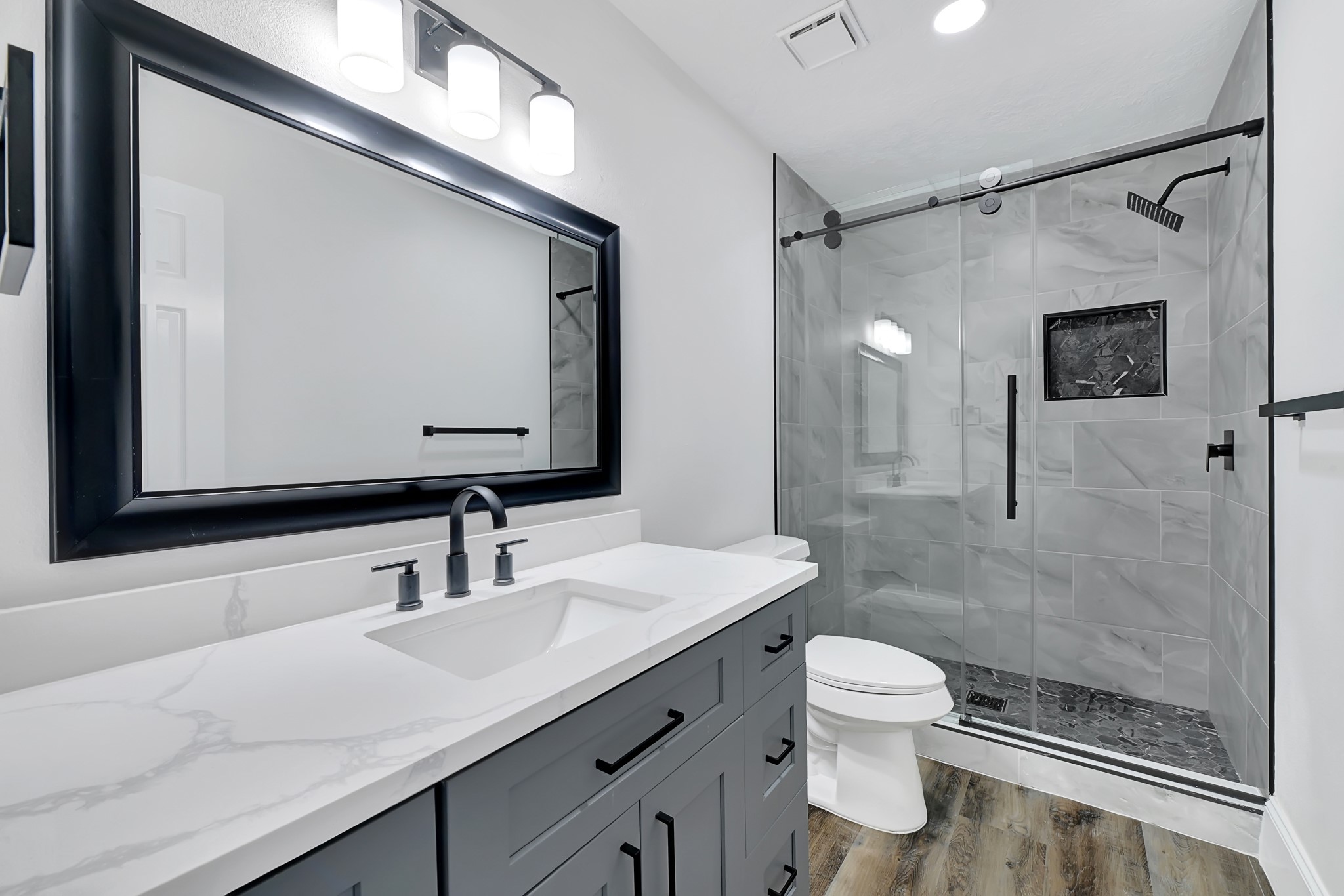 1826 Cheyenne River Circle Sugar Land, TX 77478 - Photo 17 of 20