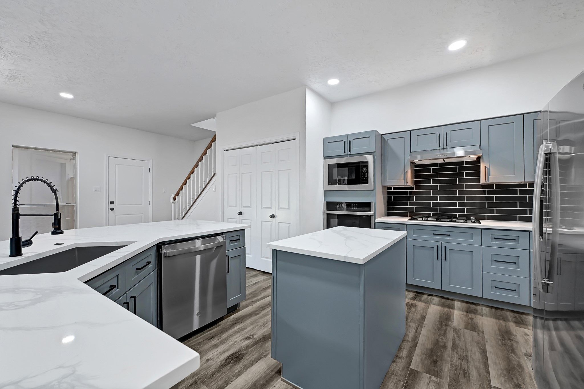 1826 Cheyenne River Circle Sugar Land, TX 77478 - Photo 9 of 20