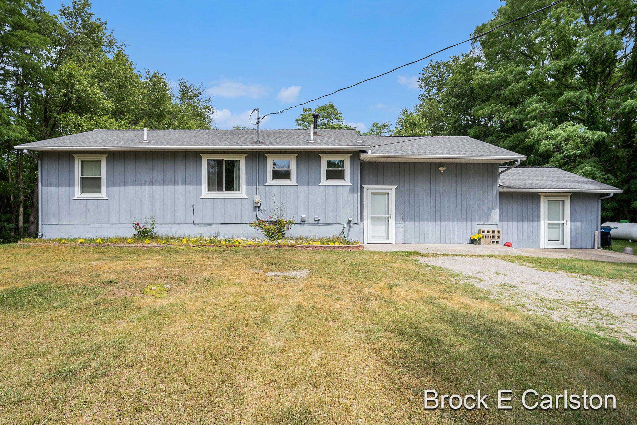 3950 Barnes Road Ravenna, MI 49451 - Photo 1 of 29 DSC05716