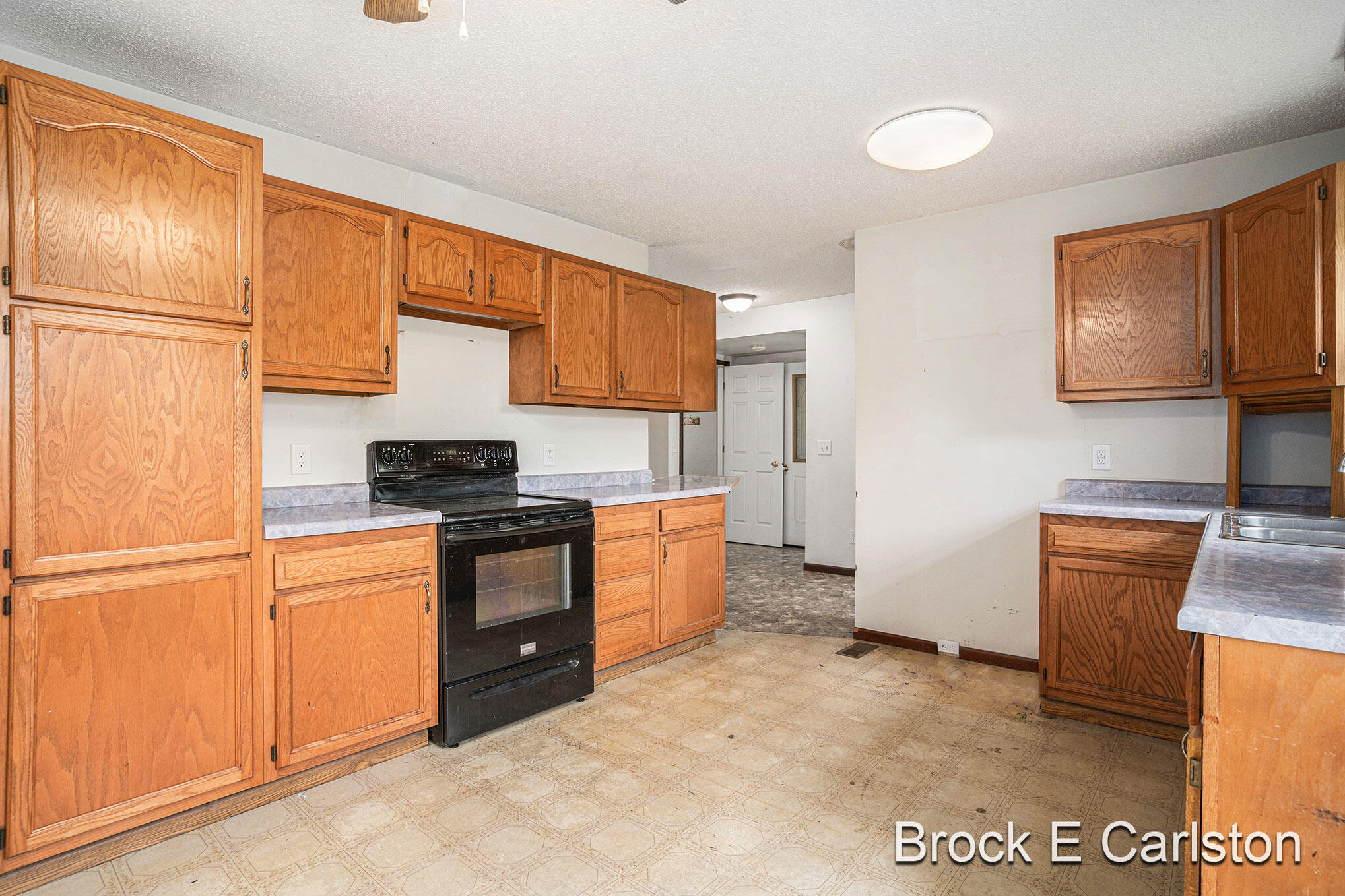 3950 Barnes Road Ravenna, MI 49451 - Photo 10 of 29 DSC05690