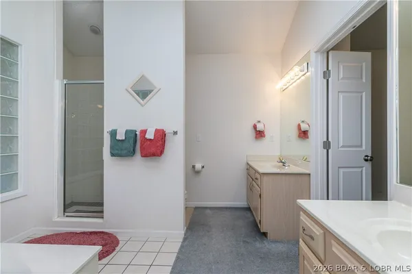 $480,000 | 106 Falls Point Drive, Unit 8C, Lake Ozark, MO 65049