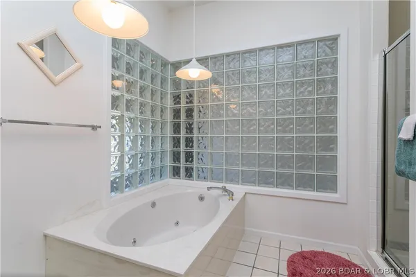 $480,000 | 106 Falls Point Drive, Unit 8C, Lake Ozark, MO 65049