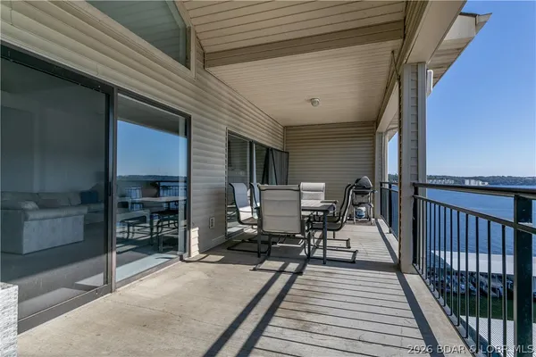 $480,000 | 106 Falls Point Drive, Unit 8C, Lake Ozark, MO 65049