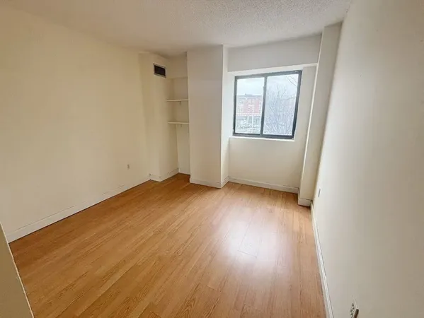 $2,800 | 15 North Beacon Street, Unit 217, Boston, MA 02134
