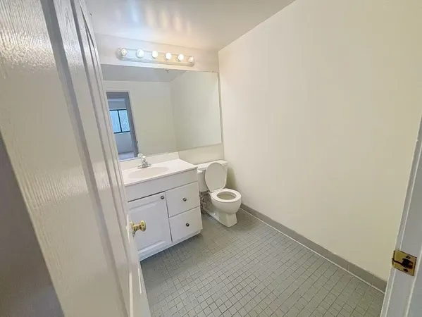 $2,800 | 15 North Beacon Street, Unit 217, Boston, MA 02134