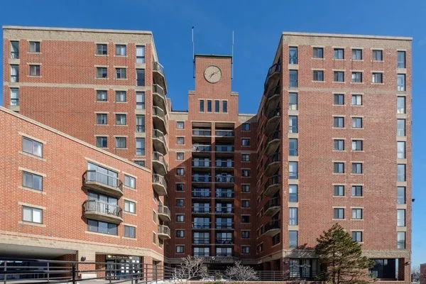 $2,800 | 15 North Beacon Street, Unit 217, Boston, MA 02134