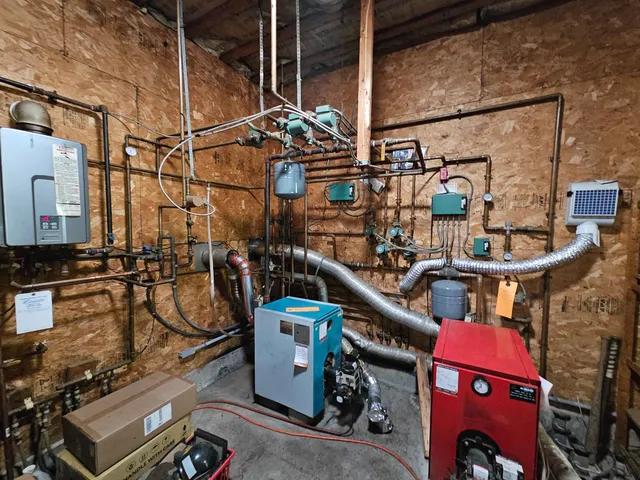 $589,900 | 2600 North Derby Road, Derby, VT 05855