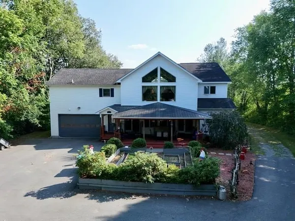 $575,000 | 2600 North Derby Road, Newport, VT 05855