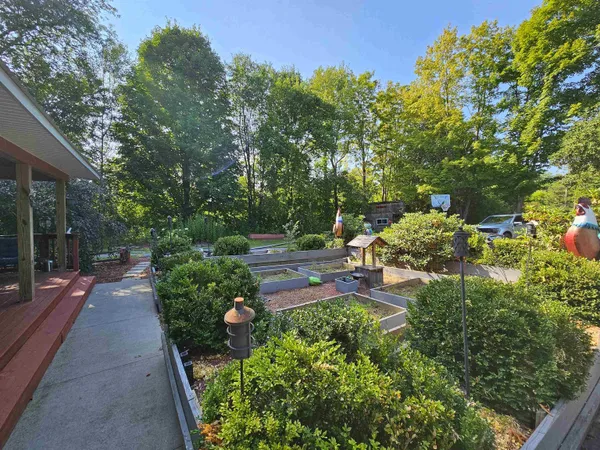 $575,000 | 2600 North Derby Road, Newport, VT 05855