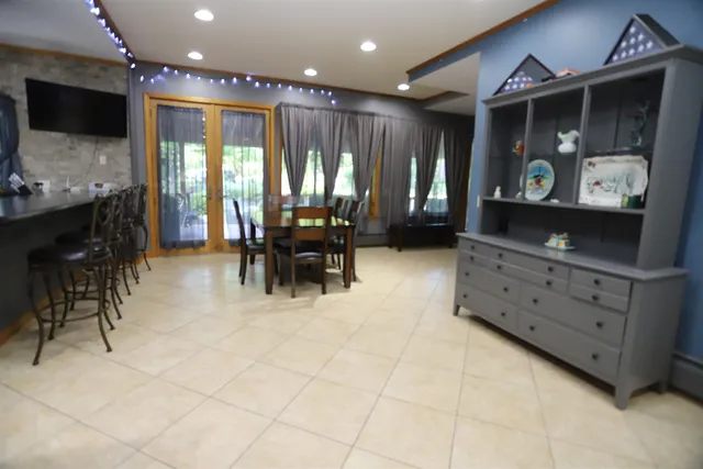 $589,900 | 2600 North Derby Road, Derby, VT 05855