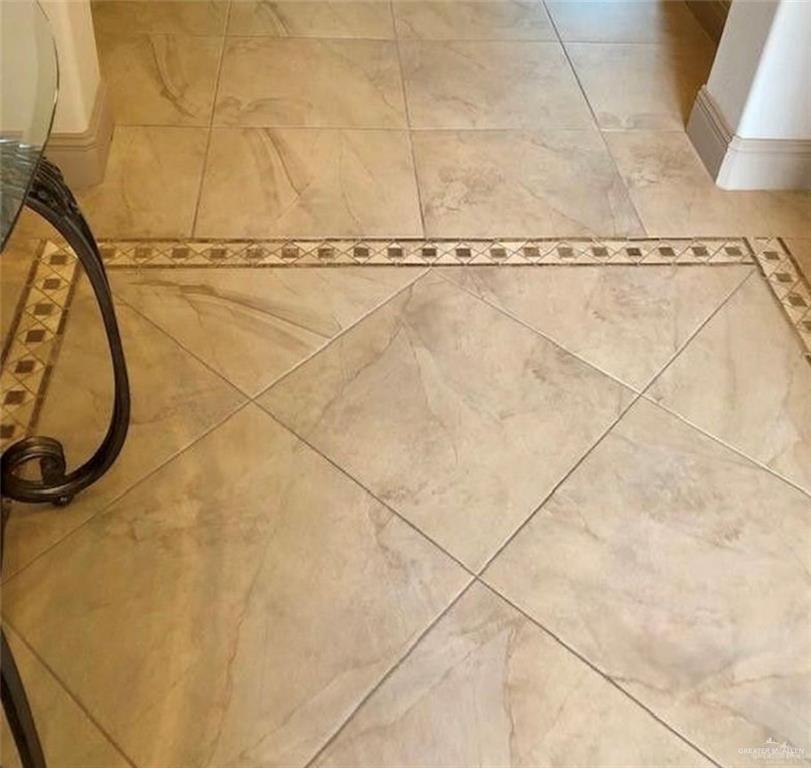 2720 Fairmont Avenue McAllen, TX 78504 - Photo 15 of 35 a bathroom with a shower