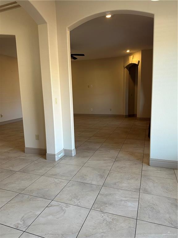 2720 Fairmont Avenue McAllen, TX 78504 - Photo 21 of 35 an empty room with a bathroom