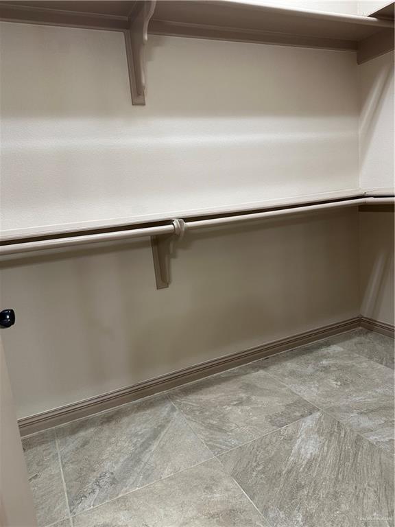 2720 Fairmont Avenue McAllen, TX 78504 - Photo 26 of 35 a close view of closet