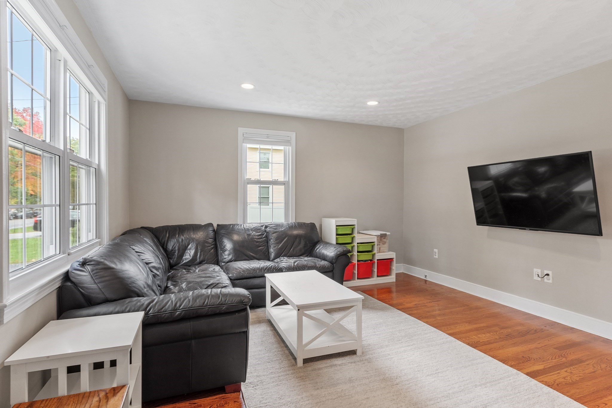 35 Jefferson Road Northborough, MA 01532 - Photo 3 of 38 Gallery Image 3