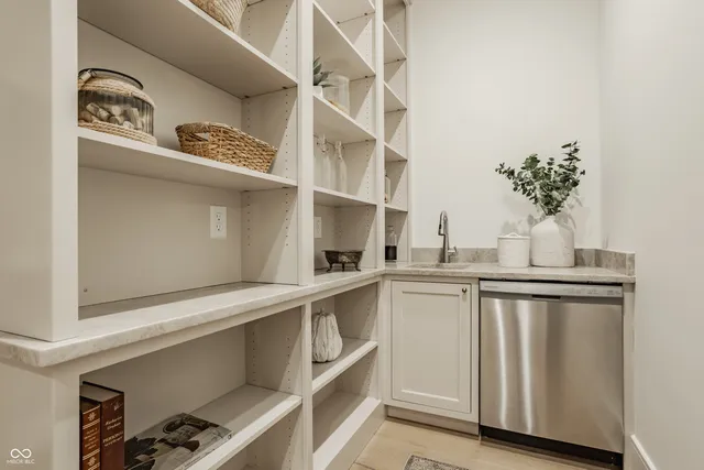 $1,795,000 | 11680 Ansley Drive, Zionsville, IN 46077