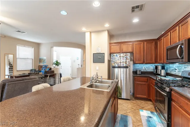 $410,000 | 8961 Quintessa Cove Street, Las Vegas, NV 89148