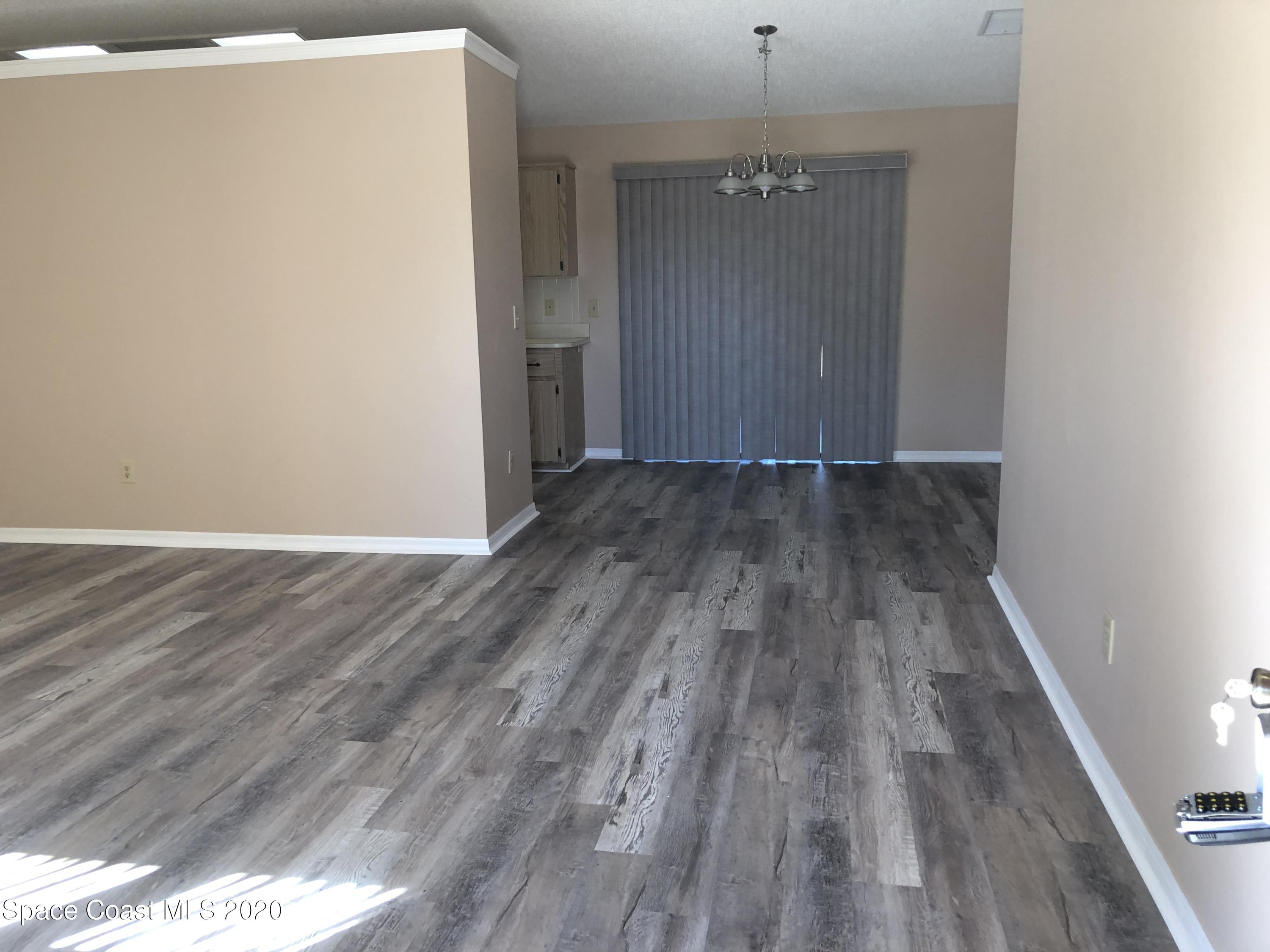 481 Ulm Road Northwest Palm Bay, FL 32907 - Photo 5 of 16 IMG_7323
