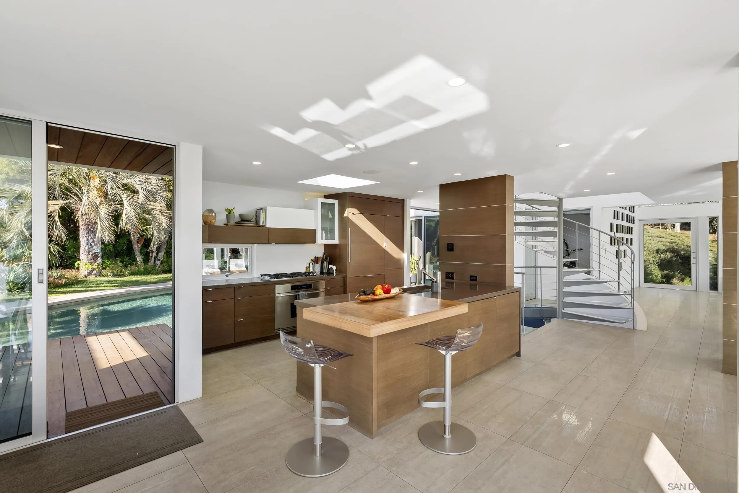 15045 Rancho Real Del Mar, CA 92014 - Photo 16 of 43 Gallery Image 16