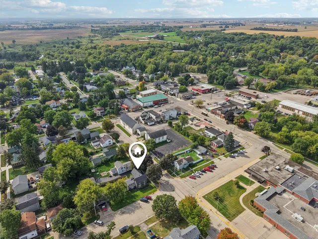 $275,000 | 328 Sumner Street, Genoa City, WI 53128