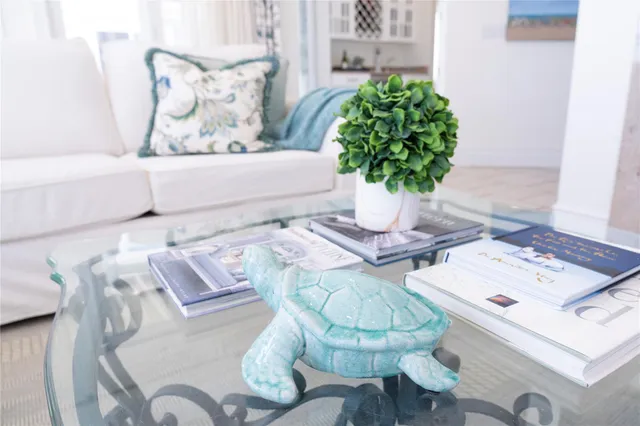 $5,250,000 | 861 Dune Road, Westhampton Beach, NY 11978