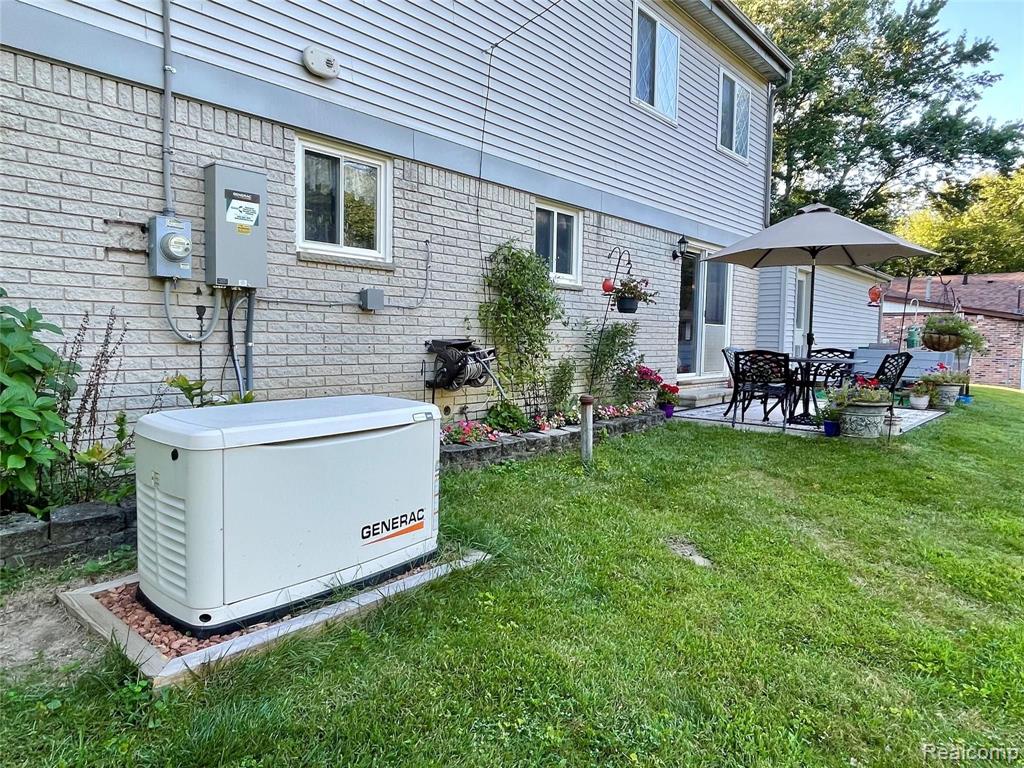 3245 Coolidge Highway Rochester Hills, MI 48309 - Photo 4 of 21