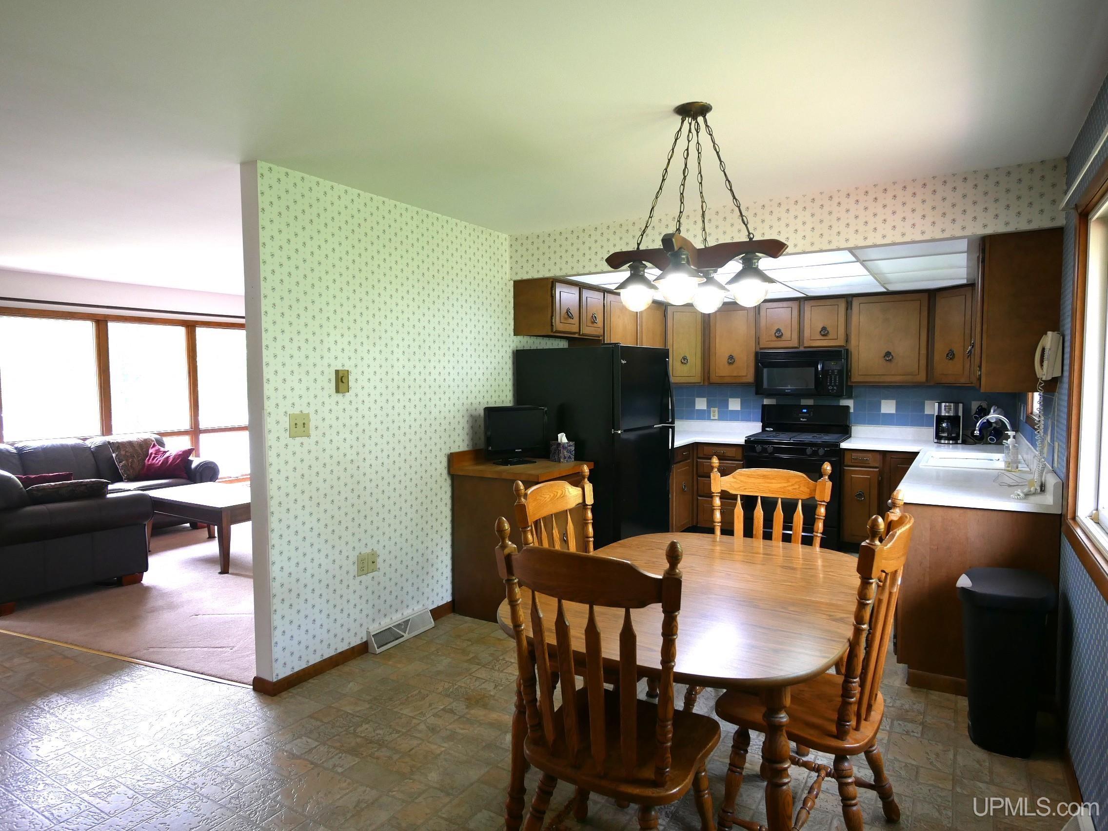 26514 Hendrickson Road Calumet, MI 49913 - Photo 16 of 69 Gallery Image 16