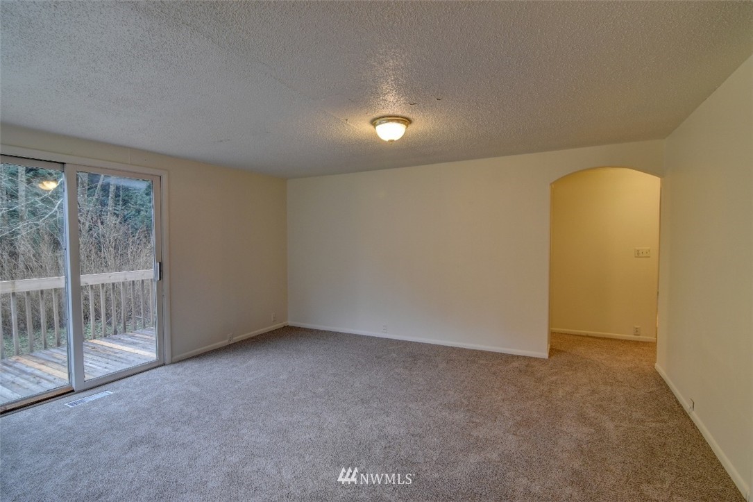 1947 Yew Street Road Bellingham, WA 98229 - Photo 12 of 25 Gallery Image 12