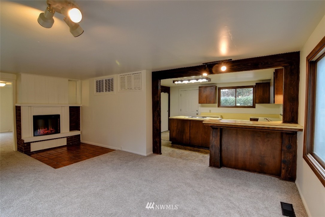 1947 Yew Street Road Bellingham, WA 98229 - Photo 17 of 25 Gallery Image 17