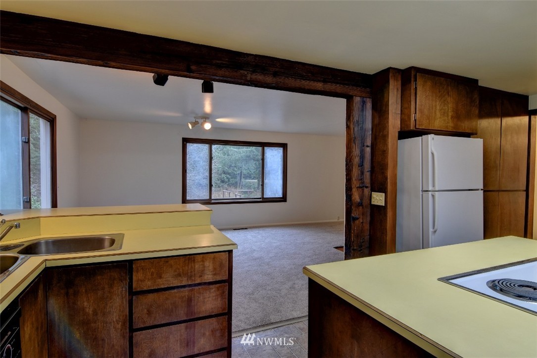 1947 Yew Street Road Bellingham, WA 98229 - Photo 19 of 25 Gallery Image 19