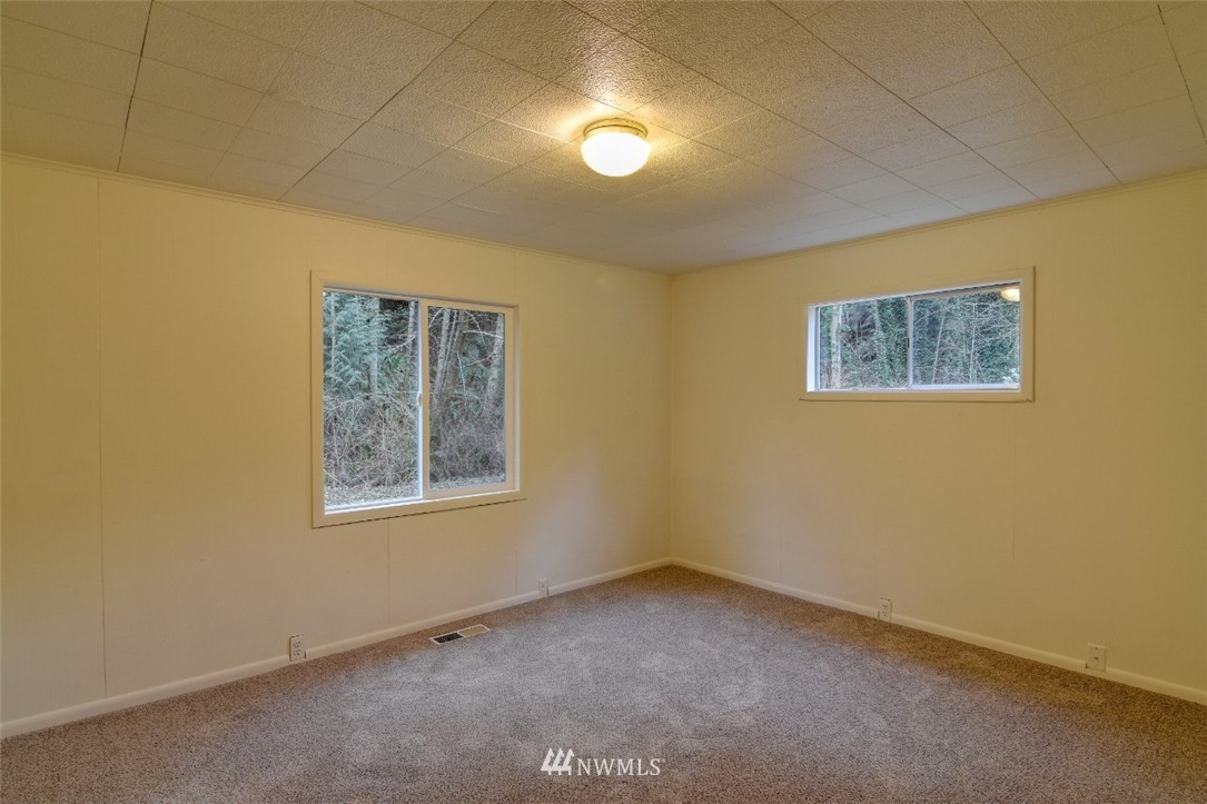 1947 Yew Street Road Bellingham, WA 98229 - Photo 23 of 25 Gallery Image 23