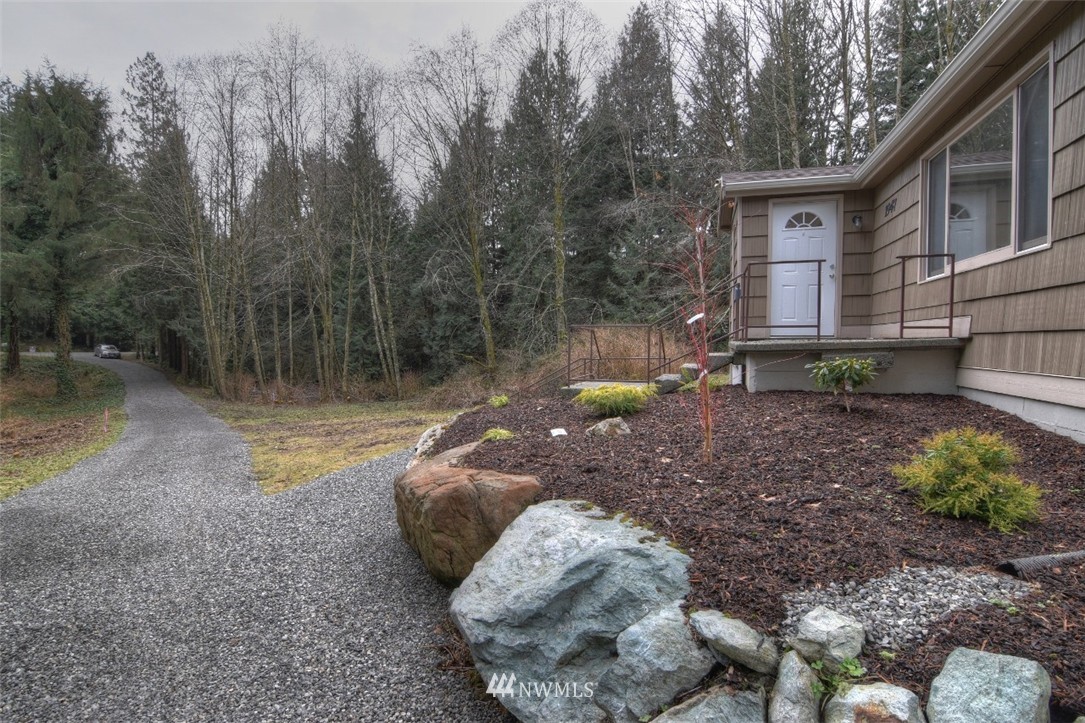 1947 Yew Street Road Bellingham, WA 98229 - Photo 9 of 25 Gallery Image 9
