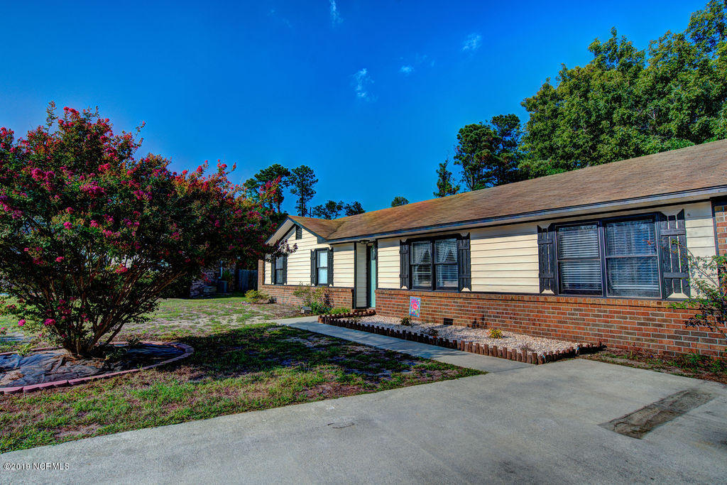7016 Fallen Tree Road Wilmington, NC 28405 - Photo 2 of 28 Front_03