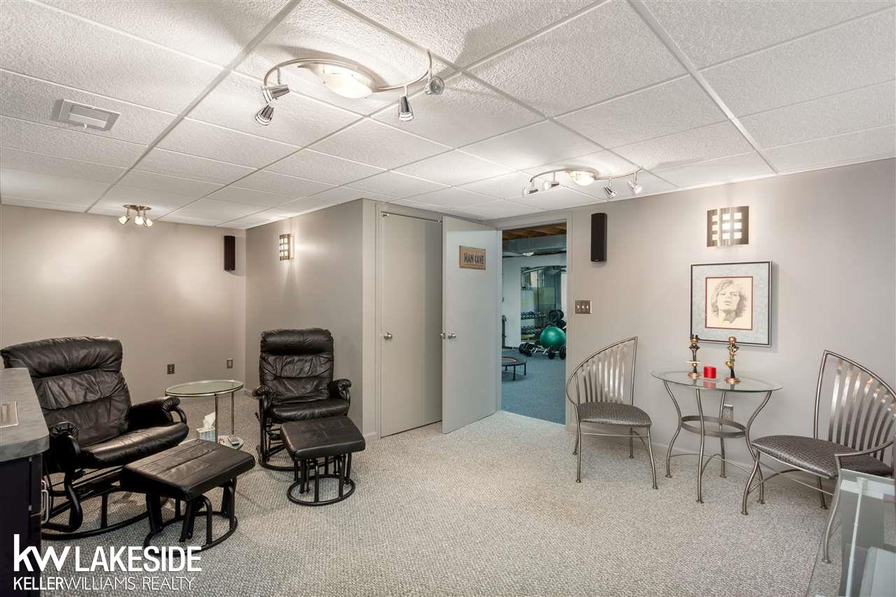 22317 Mill Road Novi, MI 48375 - Photo 26 of 35 31348008-25.JPG