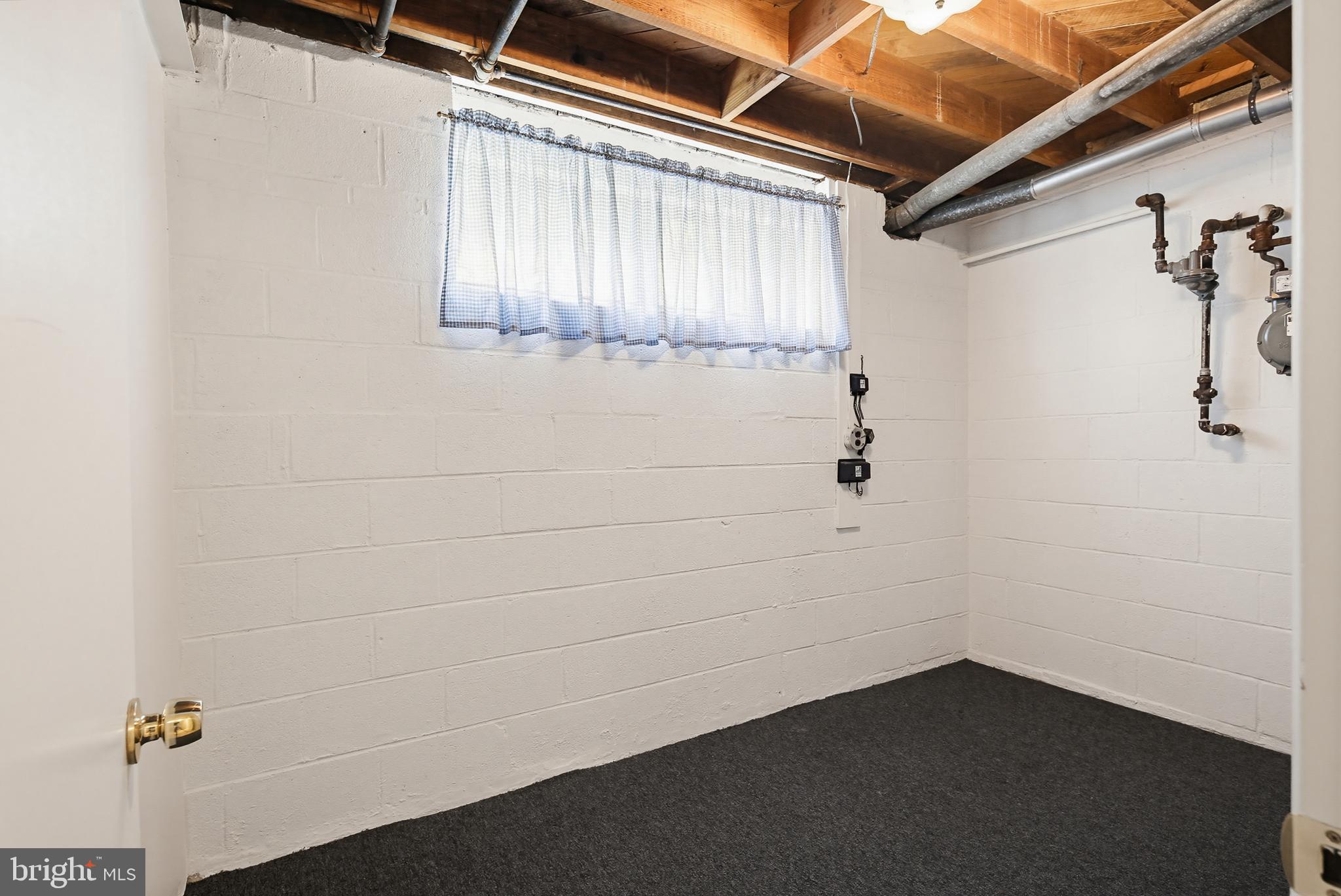 504 Waterford Road Silver Spring, MD 20901 - Photo 48 of 61 Additional storage room
