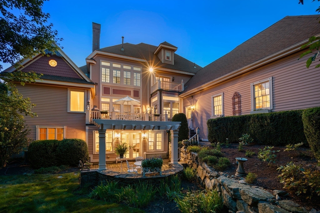 2 Country Way Hopkinton, MA 01748 - Photo 4 of 42
