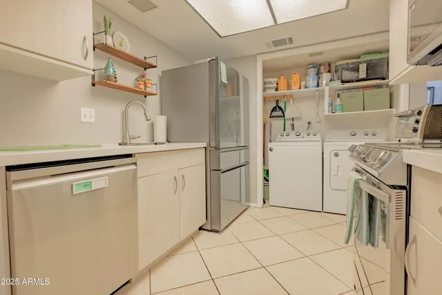 $257,500 | 629 North Mesa Drive, Unit 7, Mesa, AZ 85201