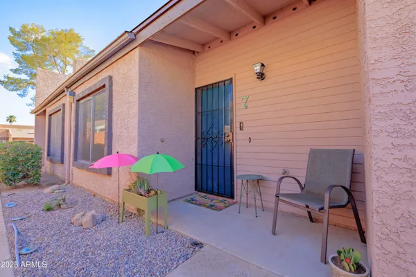 $252,500 | 629 North Mesa Drive, Unit 7, Mesa, AZ 85201
